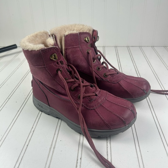 UGG Leggero Maroon Sheepskin Boots Women’s Size 4 - Picture 3 of 11